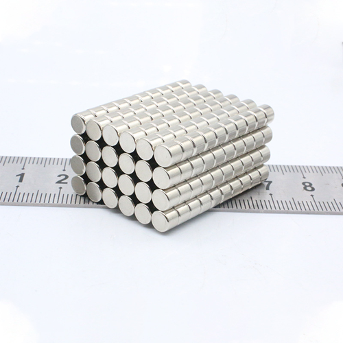 D5x4mm-Neodymium-Magnets-N42-Round-Magnets-2